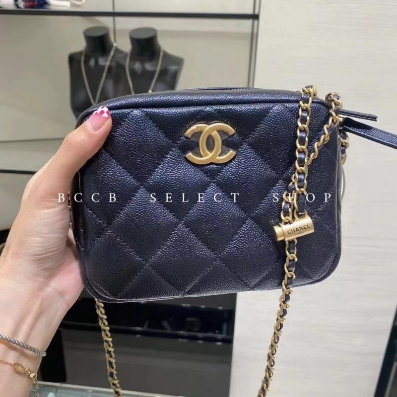 よろしくお CHANEL 赤ステッチの通販 by yu_yu39's shop ｜シャネル